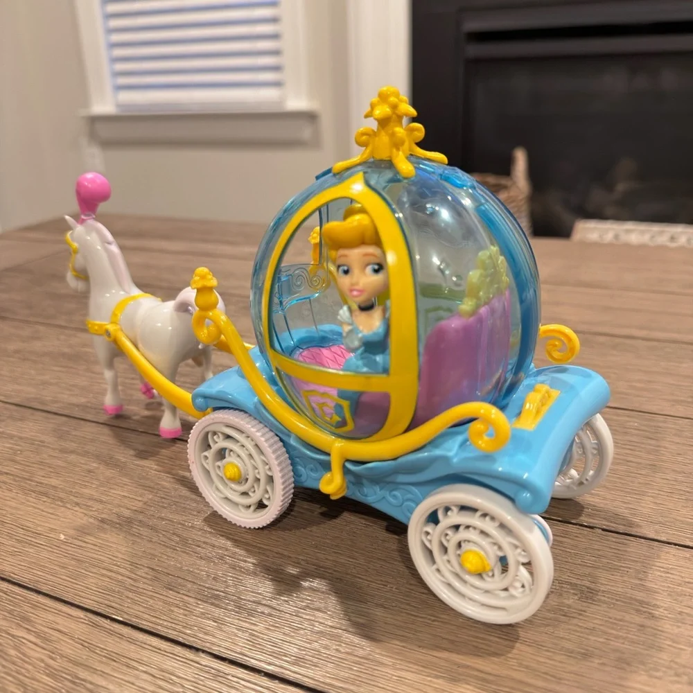 Cinderella's Magical Blue Carriage Toy